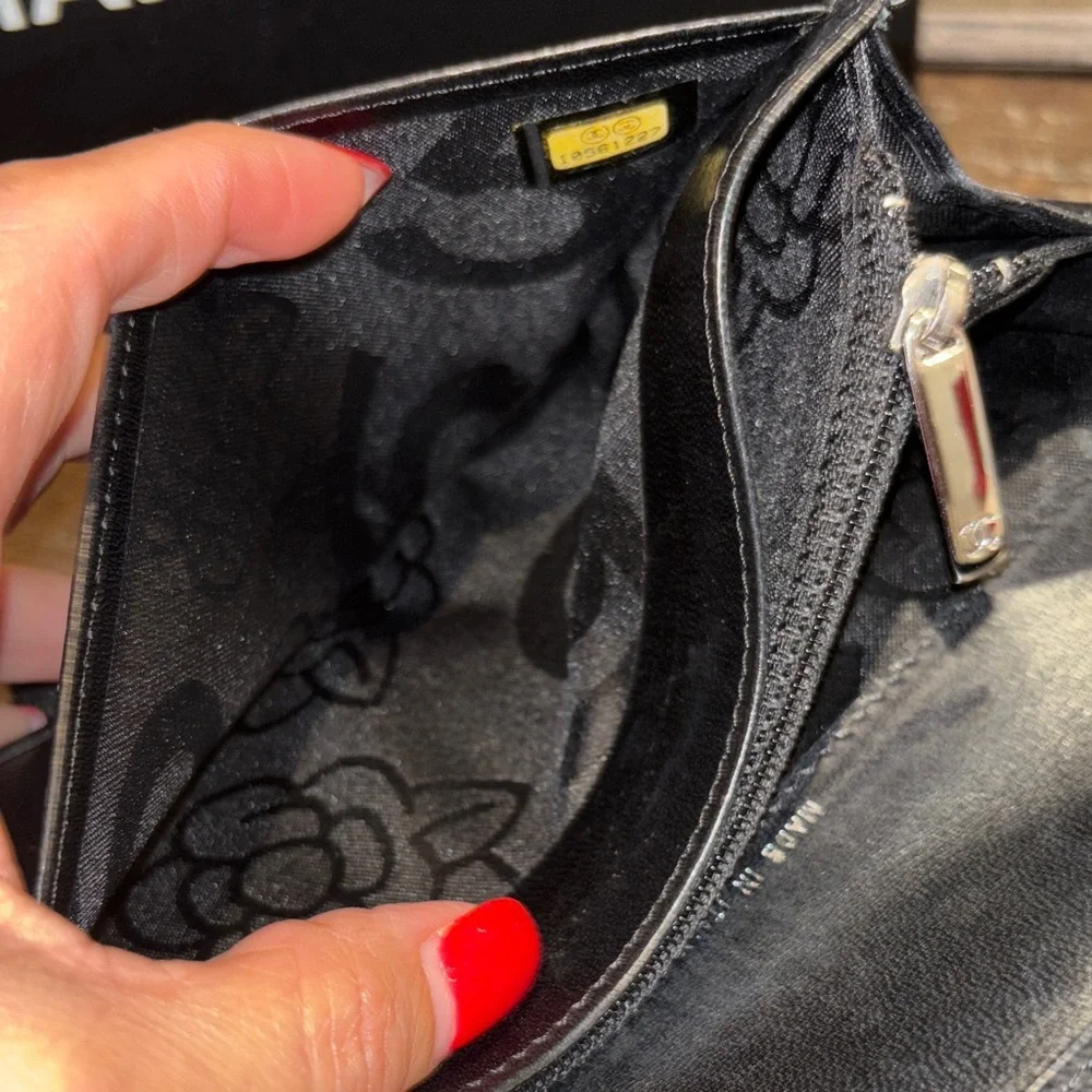 CHANEL Black Quilted Lambskin Long‎ Wallet – Silver CC Logo